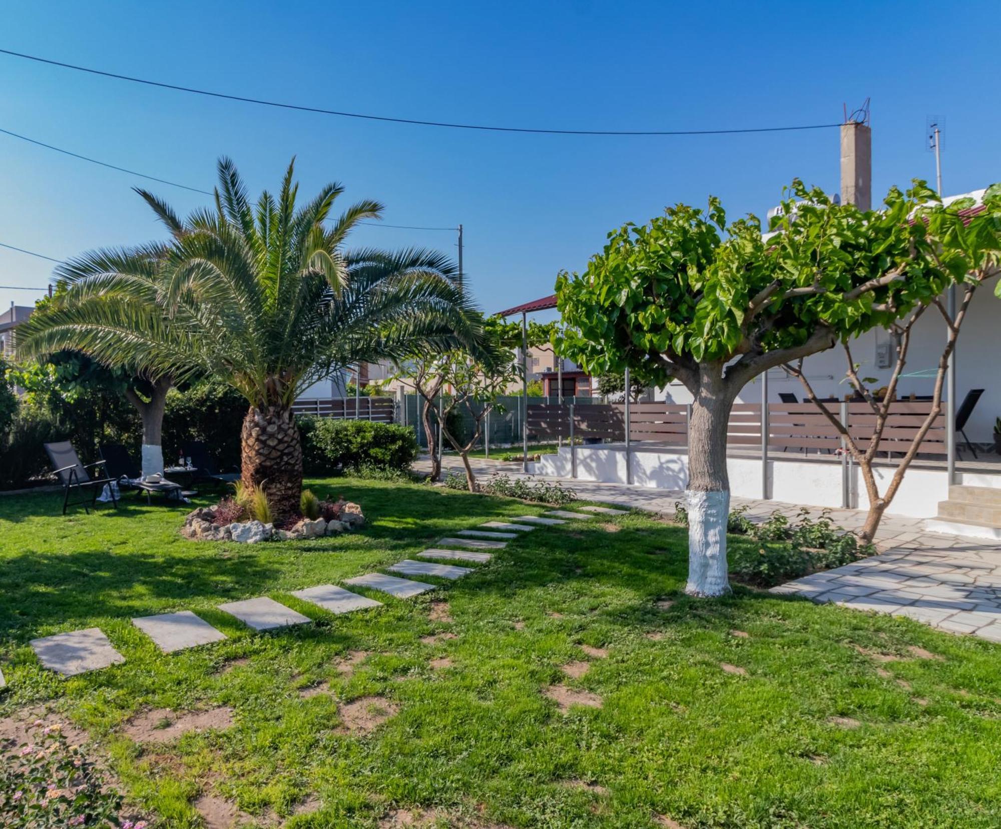 Beachside Apartment-2 *