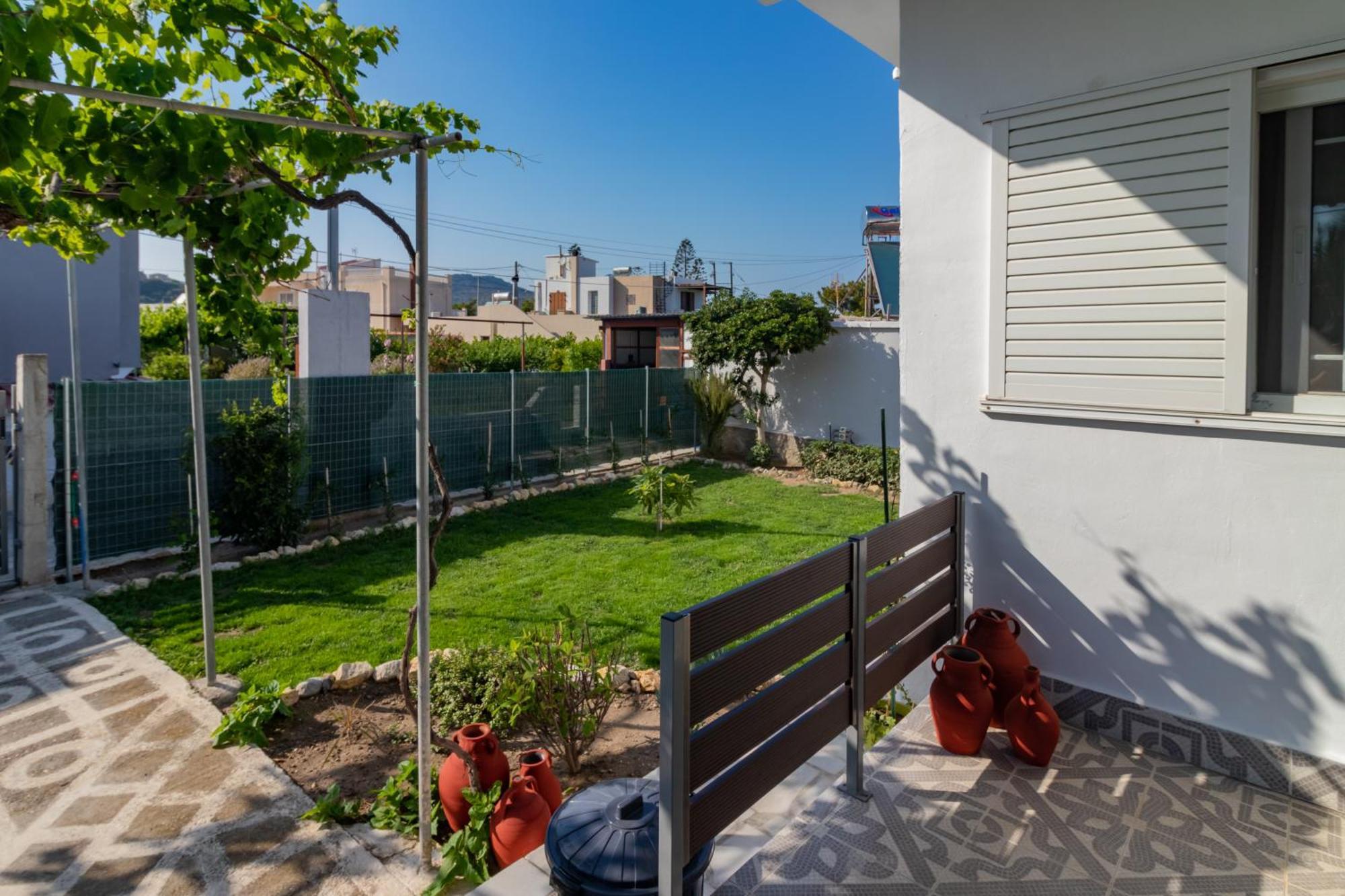 Beachside Apartment-2